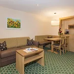 公寓式酒店 全景公寓 4*