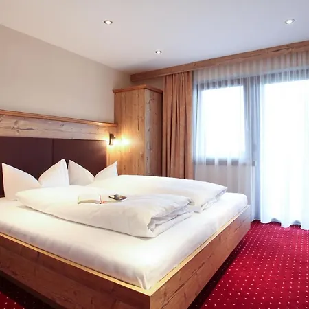 Panorama Apartahotel 4*