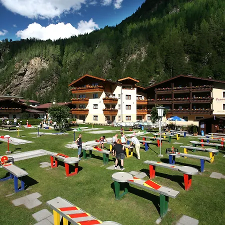 Ξενοδοχείο με διαμερίσματα Panorama Λάνγκενφελντ