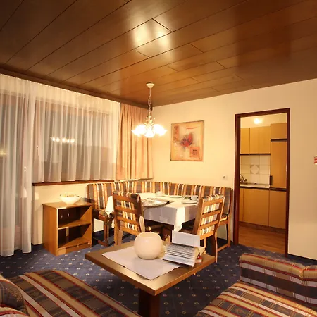 Panorama Ξενοδοχείο με διαμερίσματα Λάνγκενφελντ