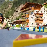 Panorama 4*