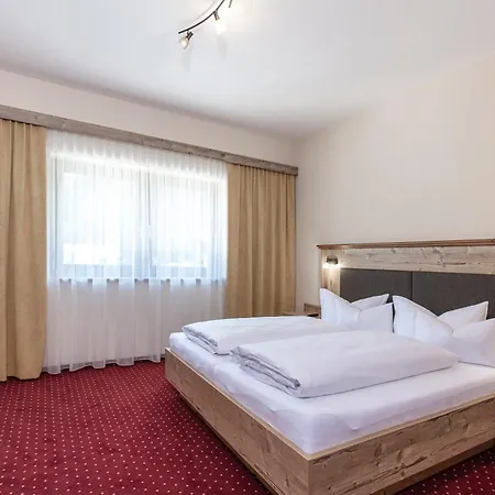 Panorama Aparthotel Längenfeld
