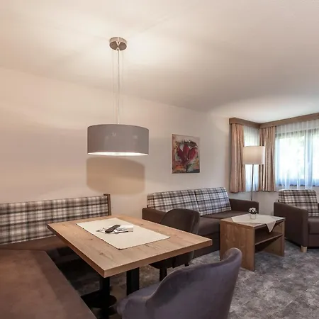 Panorama Aparthotel Längenfeld