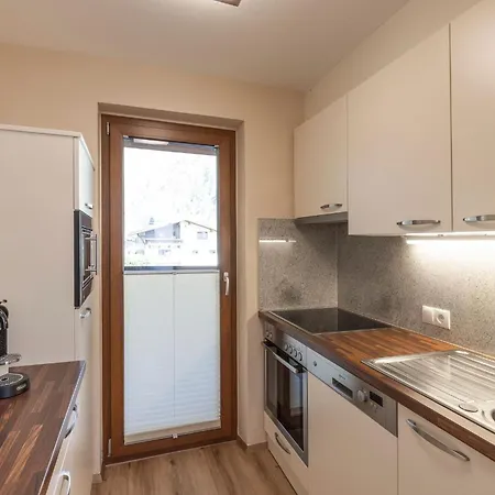 公寓式酒店 全景公寓 4*