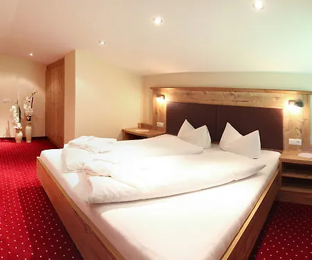 Panorama Aparthotel 4*